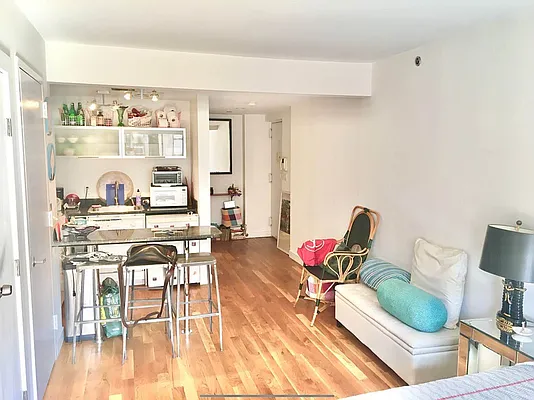 Rented by YASCO MANAGEMENT LLC | media 14
