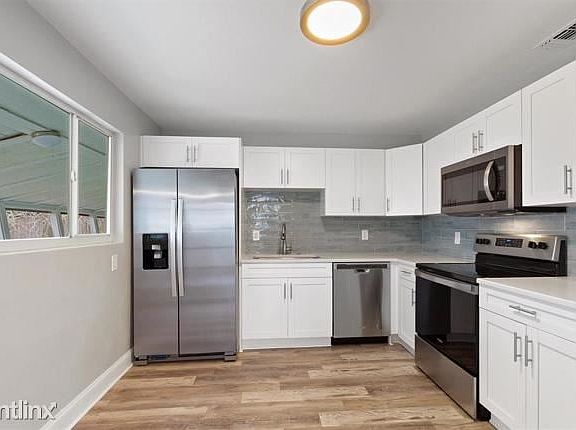 5th image of 4025 73rd St N