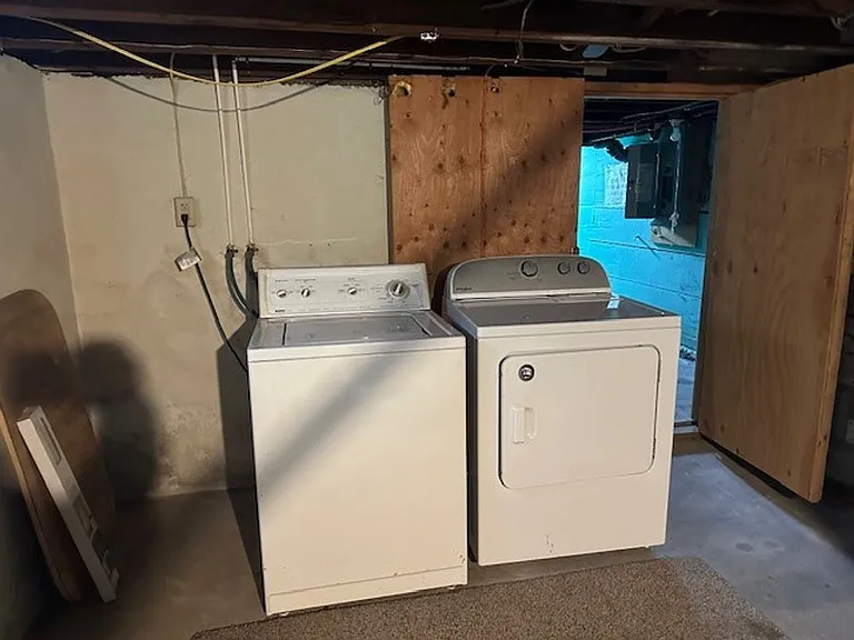 606A Center St — Photo 11