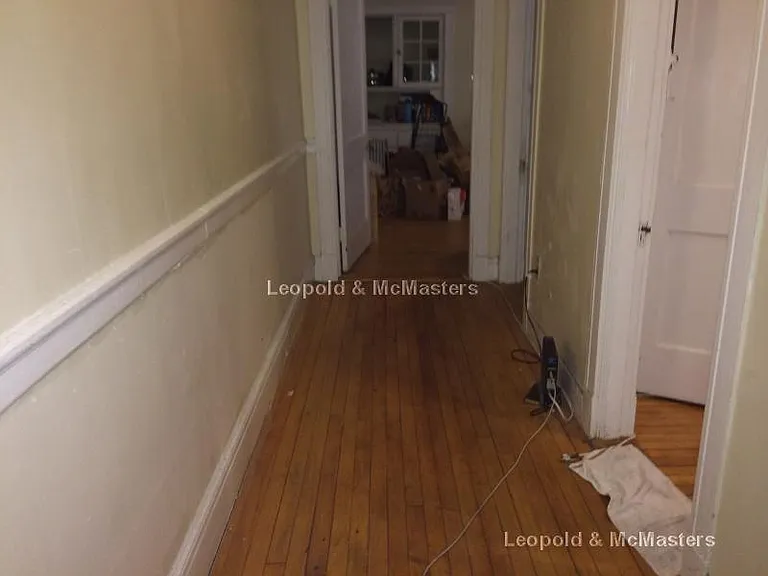 162 Davis Ave #1 — Photo 6