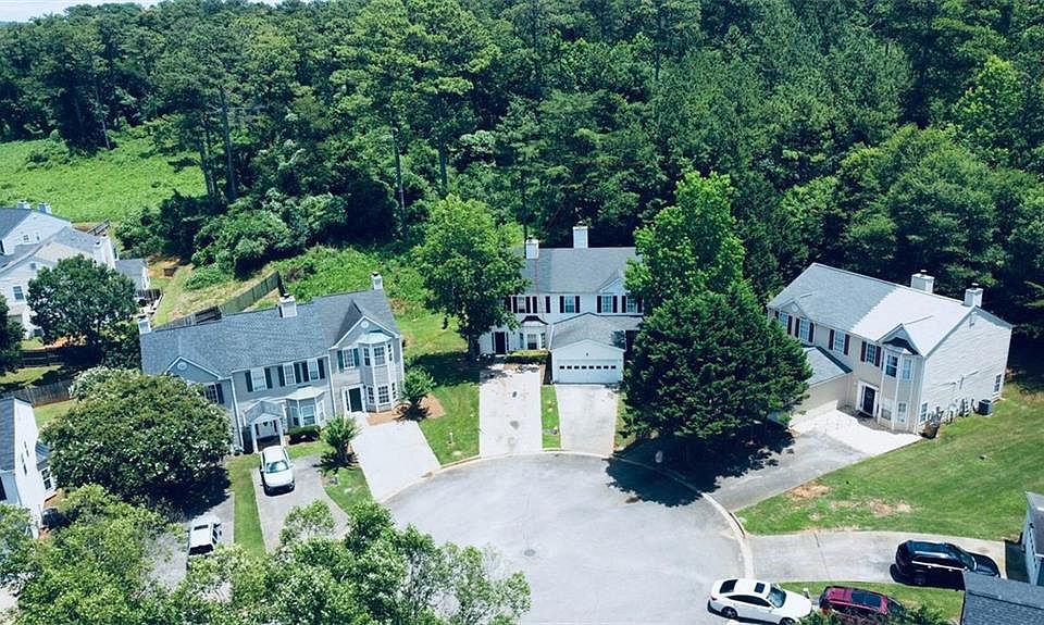 1st image of 49 Hampton Dr