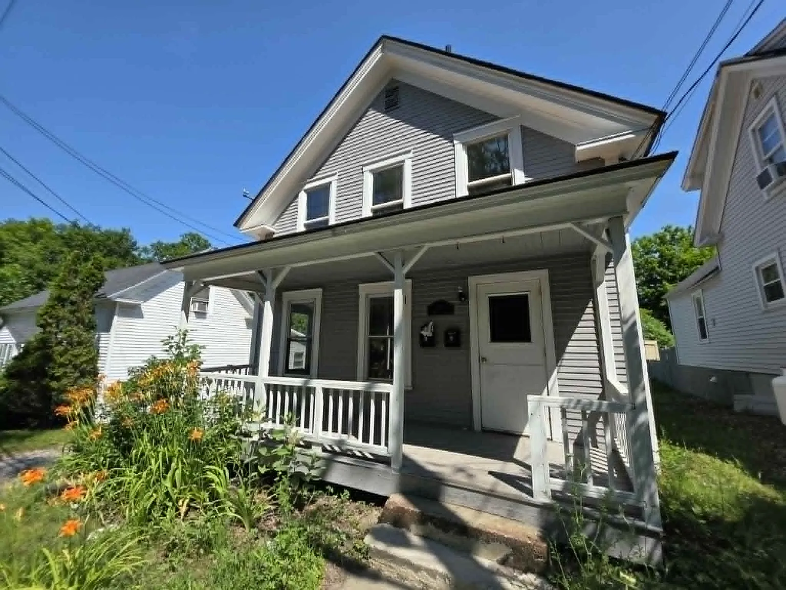 2 bed, 800 sqft, $1,650 — Photo 1