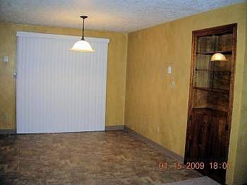 3rd image of 1813 NE 126th Ave