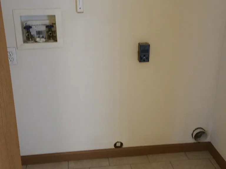 704 Glenstone Dr — Photo 22