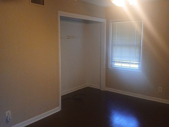 3rd image of 3615 Audubon Rd