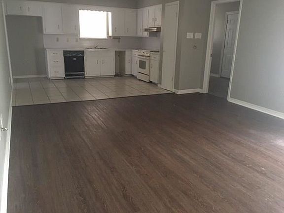 2nd image of 9128 Eastwood Dr