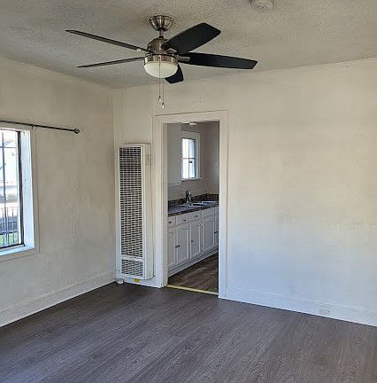 5th image of 5717 S Normandie Ave Unit 1