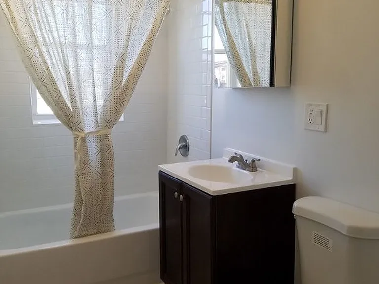 4318 W Le Moyne St #1 — Photo 2
