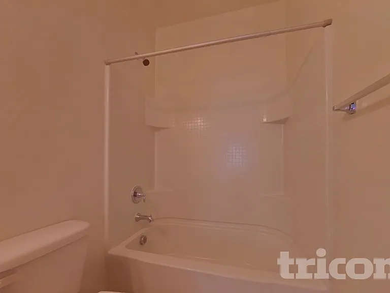 30900 W Picadilly Rd — Photo 13