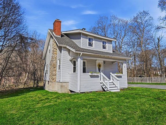 2nd image of 4 Brookside Ave