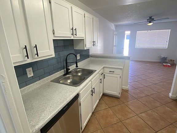 3rd image of 409 E 9th Ave APT 3