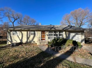 6008 Englewood Ave, Raytown, MO 64133