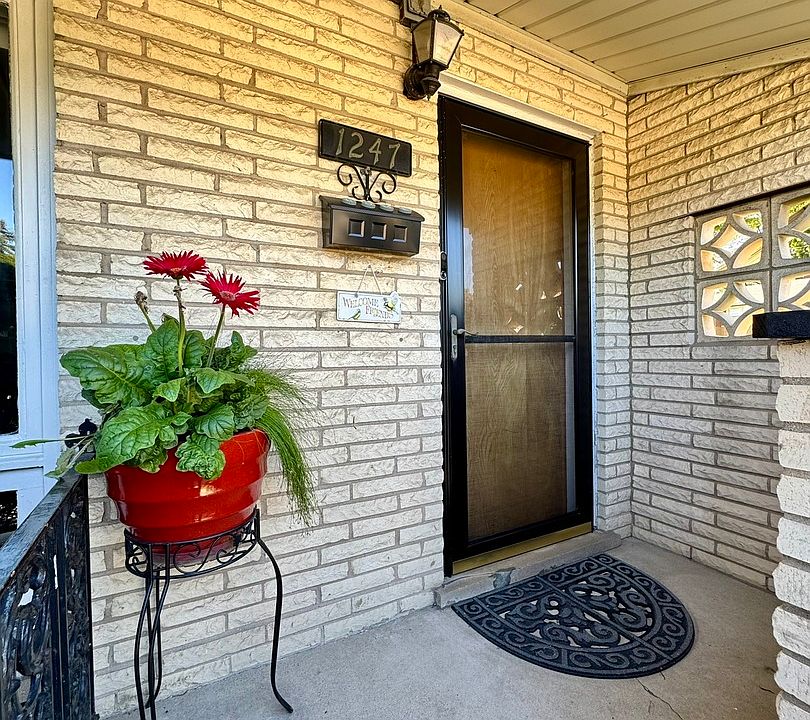 1247 Mannheim Rd #3, Westchester, IL 60154 | MLS #12627106 | Zillow