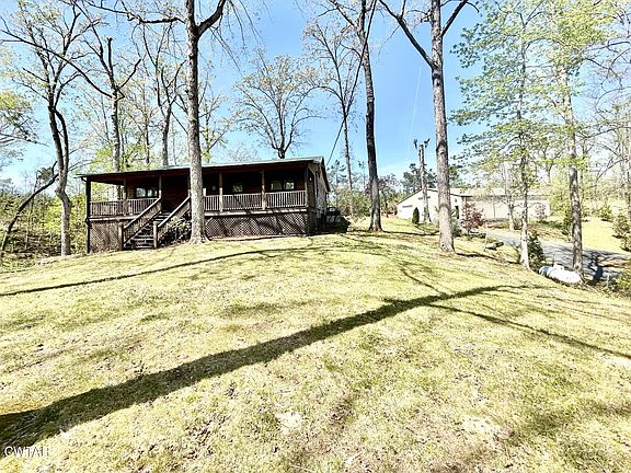 2nd image of 320 Yellow Creek Ln