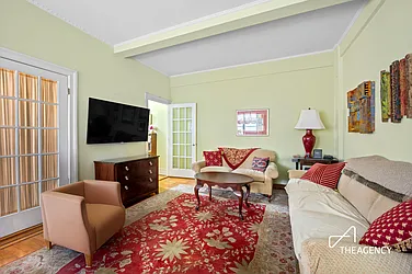 215 West 92nd Street, #13I