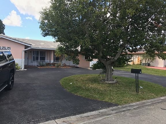 5th image of 3972 NW 83rd Ln