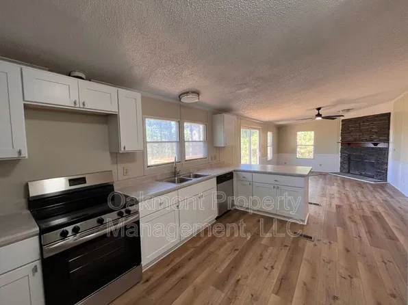 2292 Raynor McLamb Rd, Linden, NC 28356