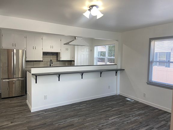 5th image of 824 E Hudson Ave #A