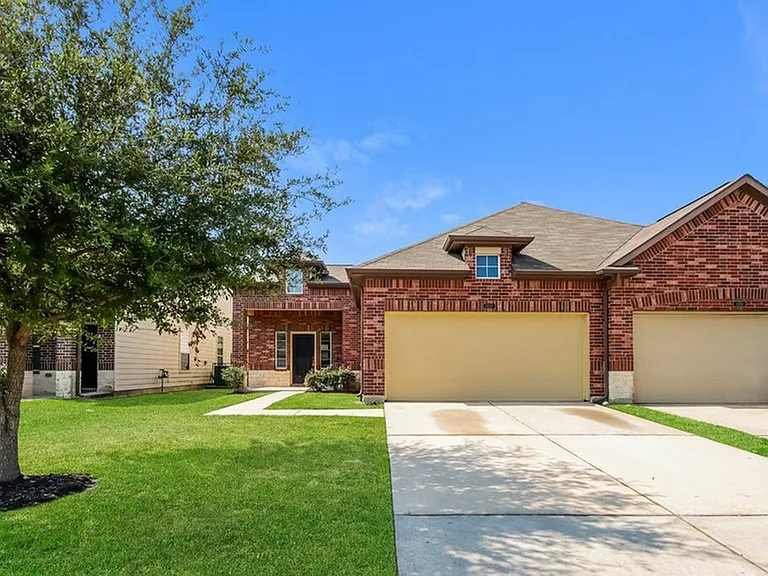 12227 Ghita Ln — Photo 5