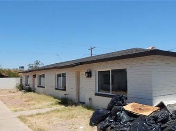 3rd image of 3112 E Roeser Rd