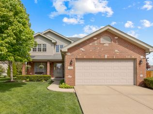 1210 Cougar Run, Manteno, IL 60950