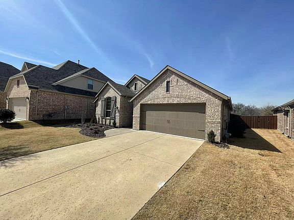 3rd image of 3413 Hickory Bend Trl