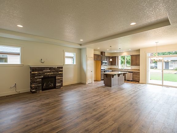 Great Room Gas Fireplace