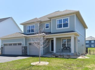 1050 Oakwood Rd, Newport, MN 55055