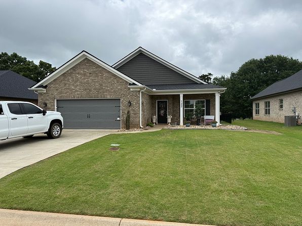 122 Pleasant Hill Dr