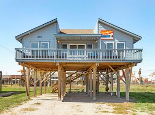 814 Beach Dr, Surfside Beach, TX 77541