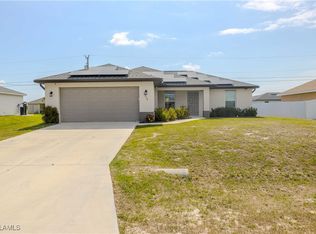 2220 NE 7th Ave, Cape Coral, FL 33909