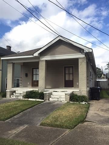 1st image of 807 Voisin St