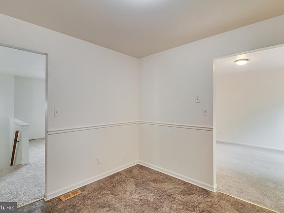 5th image of 226 Landau Way