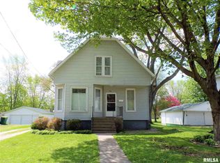 1432 E Knox St, Galesburg, IL 61401
