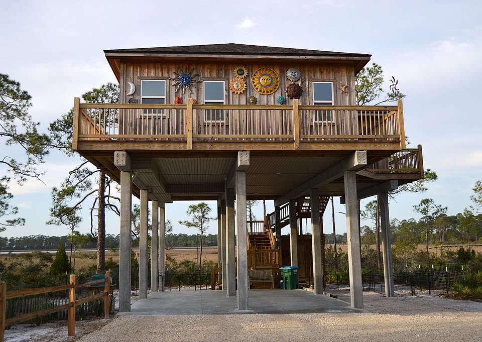 1st image of 1615 Bayou Dr