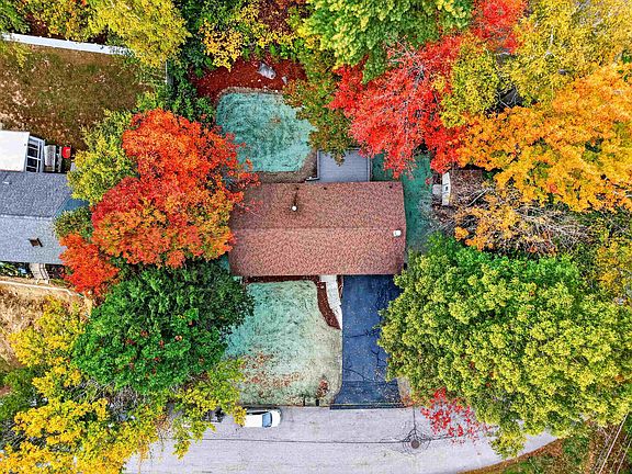 3rd image of 49 Ledgeview Drive