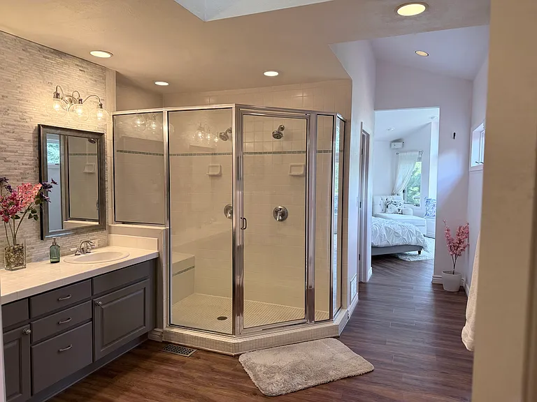 4250 Grinnell Ave — Photo 11