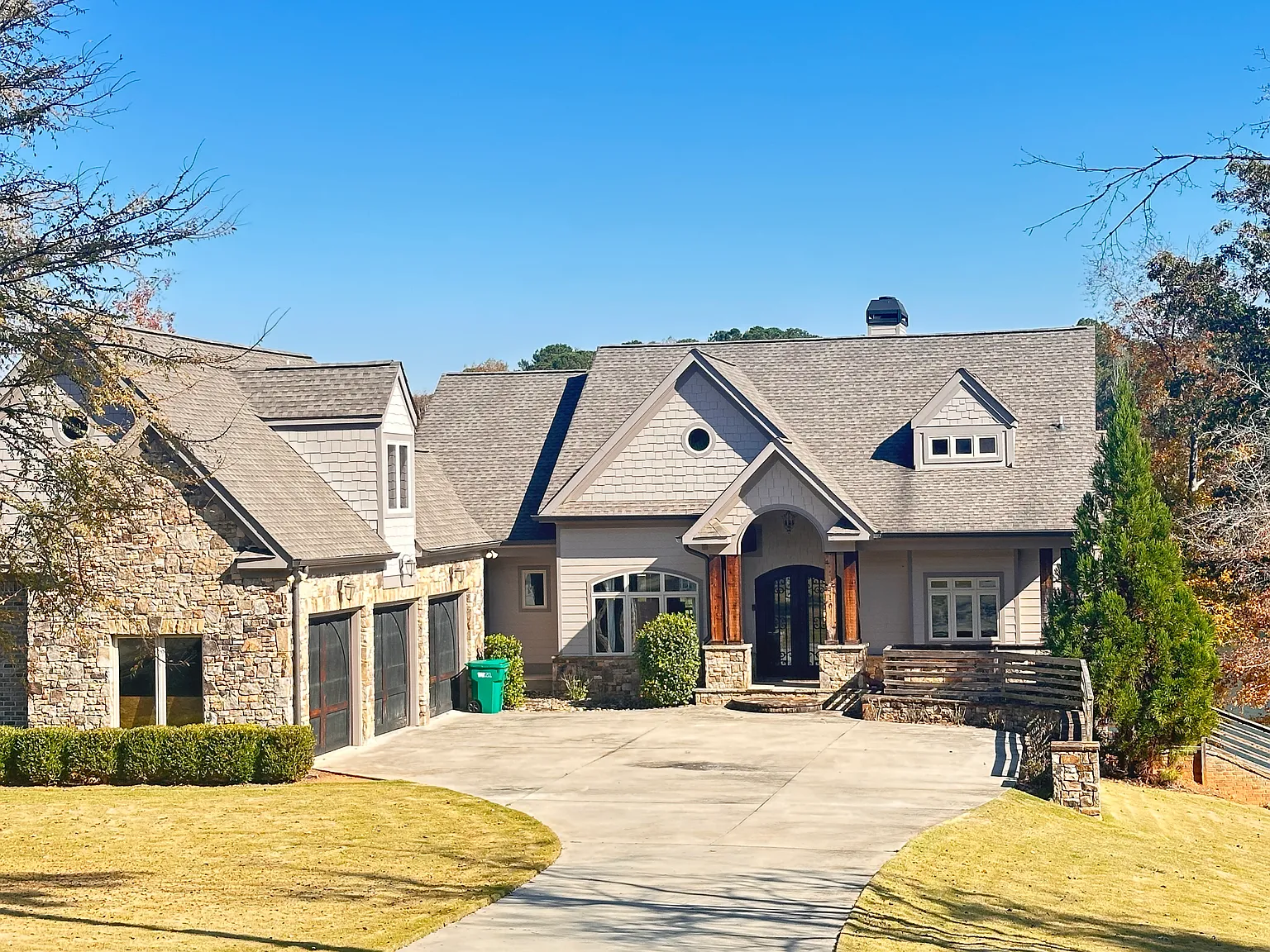 1110 Glen Eagle Dr photo 1