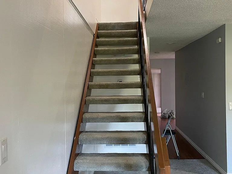 1677 NW Midlake Ln — Photo 8