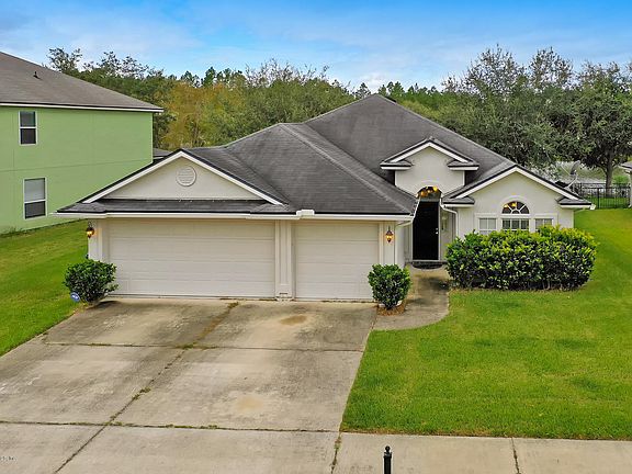 3rd image of 13916 Fish Eagle Dr E
