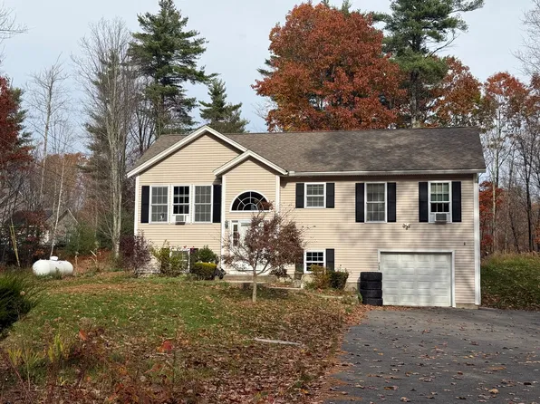 1375 Green St, Gardner, MA 01440