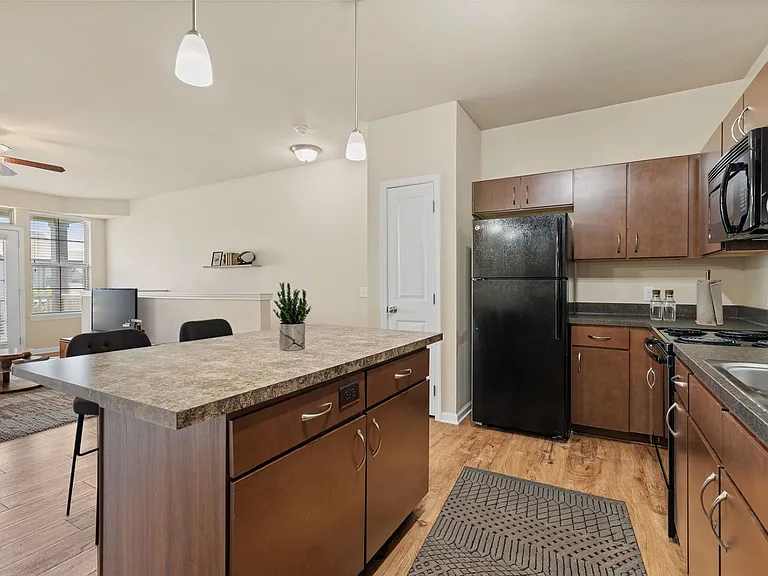 Duncan - 1 Bed / 1 Bath - 857 Sq.Ft.