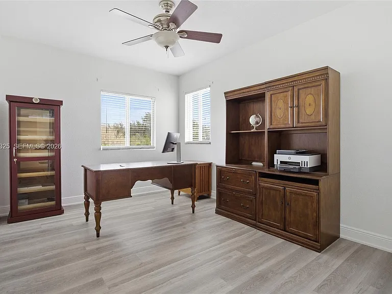 20401 SW 48th Pl — Photo 31