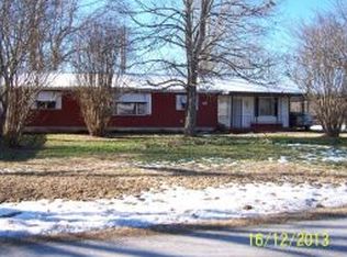 241 Sundown Ln, Rockaway Beach, MO 65740