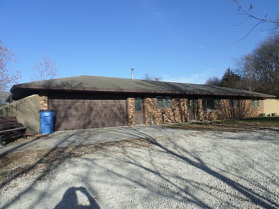 2nd image of 15506 Illinois St