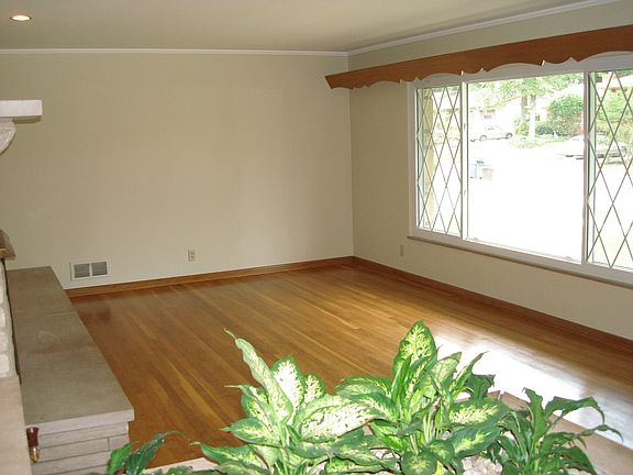 Living Room - huge picture window with lighted valance