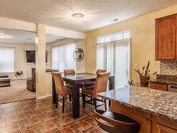 4th image of 3925 Knapsbury Ln