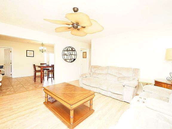 3rd image of 8300 75th Ave