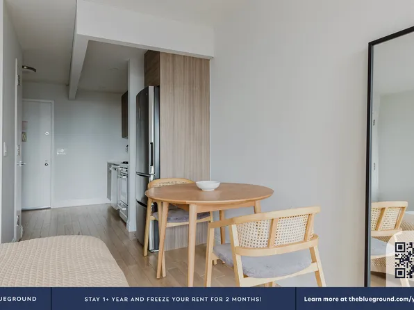 235 West 48th Street image 7 of 24