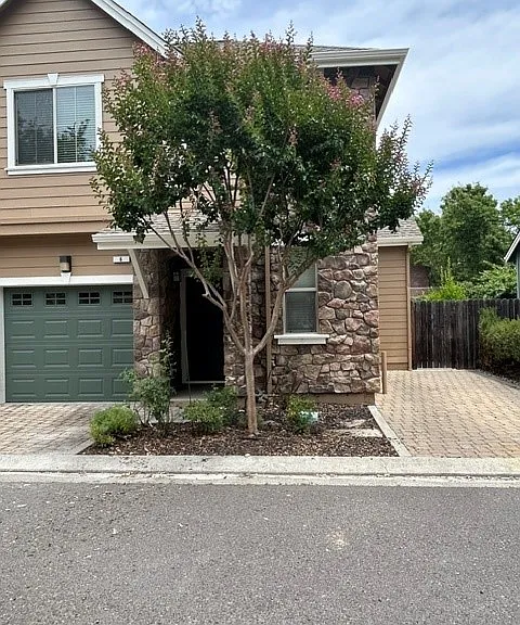6 Ghirardi Pl — Photo 3
